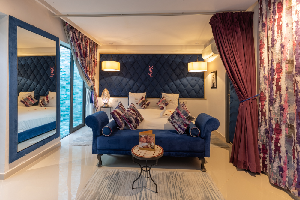 Suite Yves Saint Laurent